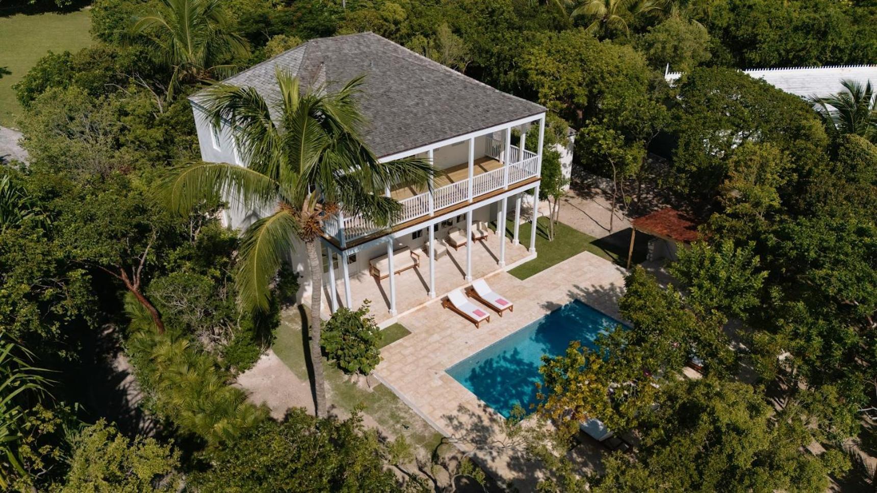 Pink Sands Resort Dunmore Town Экстерьер фото